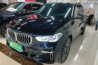 宝马X5 2022款 改款 xDrive 30Li 尊享型M运动套装