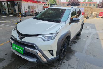 丰田 RAV4荣放 2019款 2.0L CVT两驱风尚X限量版 国VI