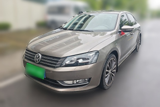 大众 帕萨特 2015款 1.8TSI DSG尊荣版