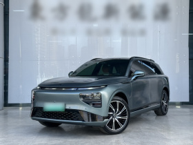 小鹏G9 2022款 702 Max