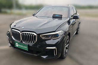 宝马X5 2022款 xDrive 40Li M运动套装