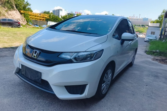 本田 飞度 2016款 1.5L LXS CVT舒适天窗版