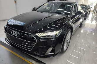 奥迪A7L 2025款 45 TFSI quattro 奢享型