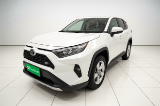 丰田 RAV4荣放 2022款 2.0L CVT两驱风尚Plus版