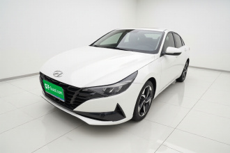 现代 伊兰特 2021款 1.5L CVT LUX尊贵版