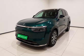 鸿蒙智行 问界M8 2025款 增程 Ultra版 53.4kWh 6座版 (192线激光雷达）