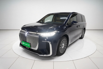 岚图汽车 岚图梦想家 2025款 PHEV 四驱尊贵鲲鹏版