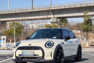 MINI 2022款 改款 1.5T COOPER 艺术家 五门版
