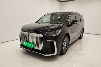 岚图汽车 岚图梦想家 2025款 PHEV 四驱旗舰鲲鹏版