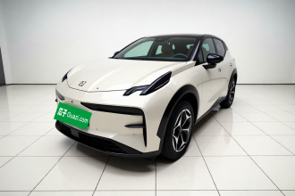 极氪X 2025款 五座后驱版