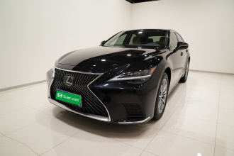 雷克萨斯LS 2021款 500h 豪华版