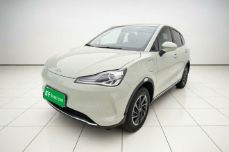哪吒汽车 哪吒V 2022款 潮 300 Lite 磷酸铁锂
