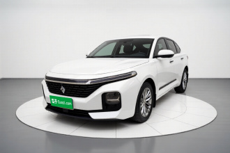 宝骏RC-5 2020款 1.5T CVT智耀尊享型