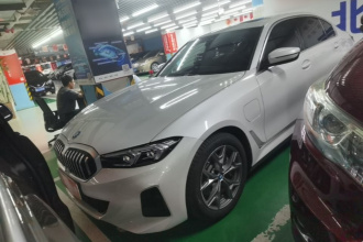 宝马i3 2024款 eDrive 35 L