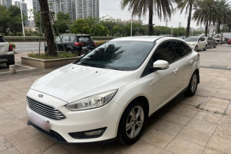 福特 福克斯 2017款 三厢 1.6L 自动舒适型智行版