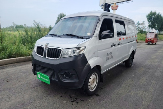 金杯 小海狮X30 2023款 1.5L 超享型厢货2/5座无空调版SWC15M