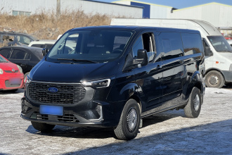 福特 全顺 2023款 2.0T柴油自动商旅型中轴低顶7/8/9座