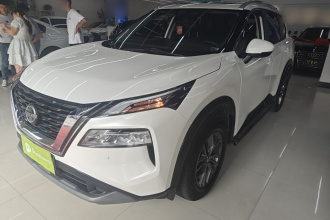 日产 奇骏 2022款 VC-Turbo 300 CVT 2WD星月限定版