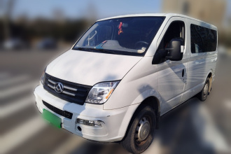 上汽大通MAXUS 新途V80 2021款 2.0T 手动经典傲运通短轴超低顶5/6座