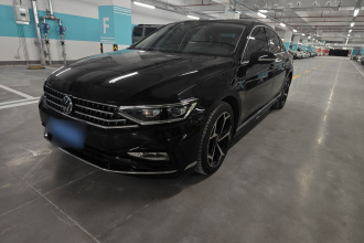 大众 迈腾 2023款 200万辆纪念版 330TSI DSG豪华型