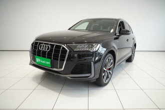 奥迪Q7 2023款 55 TFSI quattro S line运动型