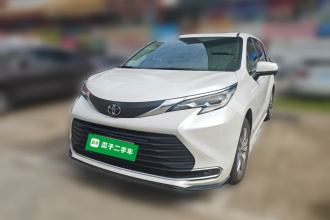 丰田 赛那SIENNA 2024款 2.5L混动 舒适版