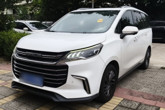上汽大通MAXUS 大通G50 2019款 1.5T 首发款自动豪华版 6座