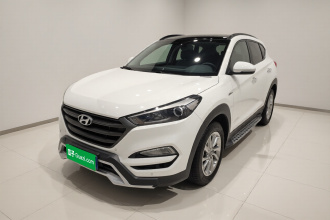 现代 途胜 2018款 1.6T 双离合两驱15周年特别版