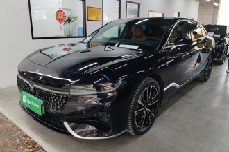 岚图汽车 岚图追光 2024款 PHEV 四驱超长续航旗舰版