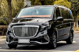 奔驰 威霆 2023款 2.0T 精英版 7座