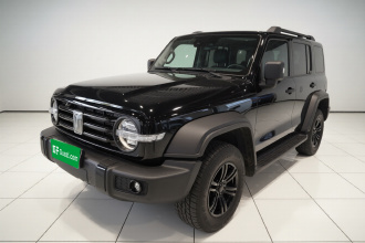 坦克300 2023款 越野版 2.0T 征服者