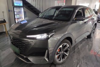 长安UNI-K 智电iDD 2022款 蓝鲸iDD 130km 1.5T 卓越型