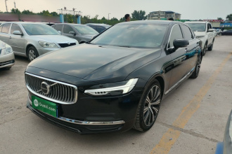 沃尔沃S90 2023款 B5 智远豪华版