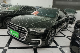 奥迪A6L 2025款 改款 45 TFSI quattro 臻选动感型