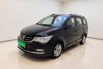 宝骏730 2016款 1.5L 手动舒适型 7座 国V