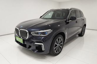 宝马X5 2022款 改款 xDrive 30Li 尊享型M运动套装