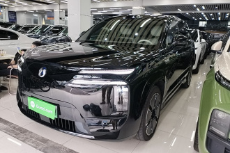 腾势N8L 2025款 旗舰型