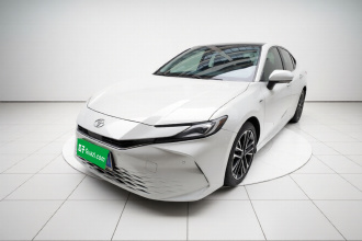 丰田 凯美瑞 2024款  双擎 2.0HG 尊贵版