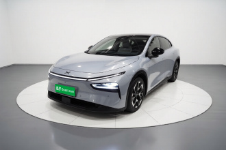 小鹏G7 2025款 702 超长续航 Ultra