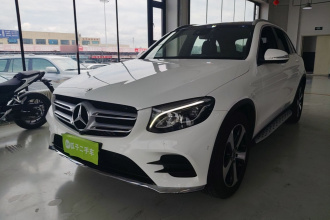 奔驰GLC 2018款 改款 GLC 260 4MATIC 豪华型