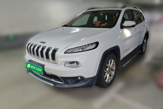 Jeep 自由光 2017款 2.0L 优越版