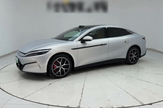 比亚迪 汉L 2025款 EV 四驱激光雷达旗舰型