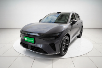 极氪7X 2026款 103kWh 四驱Ultra版