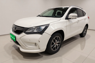 比亚迪 宋 2016款 盖世版 1.5TID 自动豪雅型