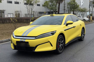 比亚迪 汉L 2025款 EV 四驱激光雷达旗舰型