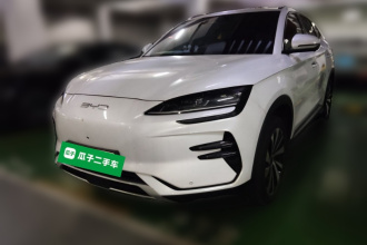 比亚迪 宋PLUS新能源 2024款 荣耀版 EV 520km 旗舰型