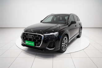 奥迪Q7 2025款 55 TFSI quattro S line运动型