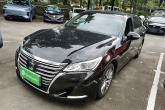丰田 皇冠 2017款 2.0T 运动版