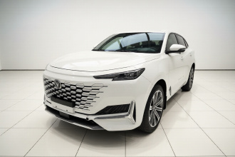 长安UNI-K 2021款 2.0T 全轮驱动尊贵型