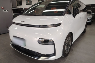 吉利银河 翼真L380 2024款 140度 6座 四驱Ultra